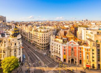 Universidad Complutense. Spanish Language Course in Spain. Winter Semester. $1,500 Tuition. Study Abroad in Madrid, Spain - Universidad Complutense de Madrid